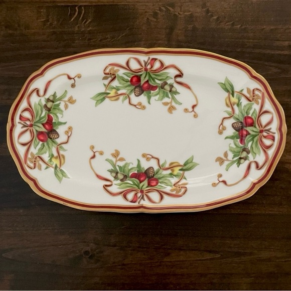 Tiffany & Co. Other - Tiffany & Co. Holiday Sandwich Tray